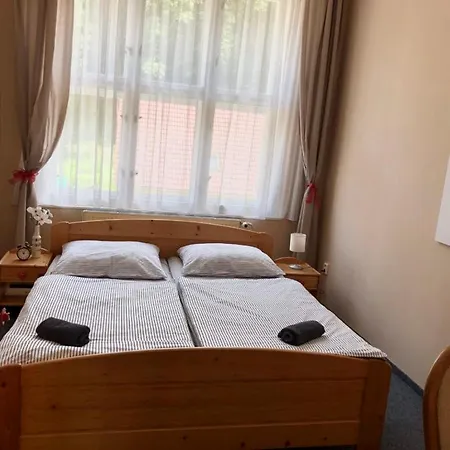 Casa de hóspedes Obecná škola 3*