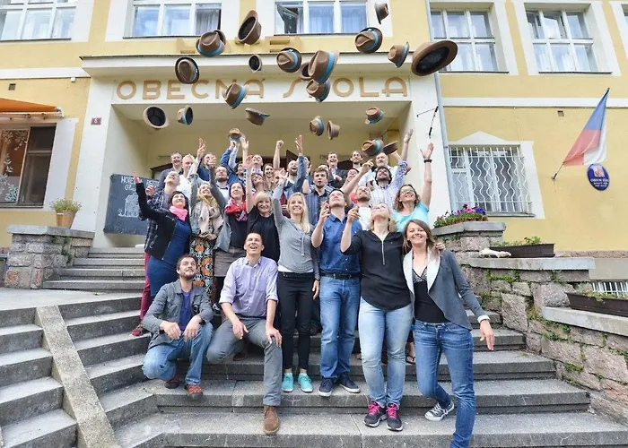 Obecna Skola 3* Svatý Jan pod Skalou